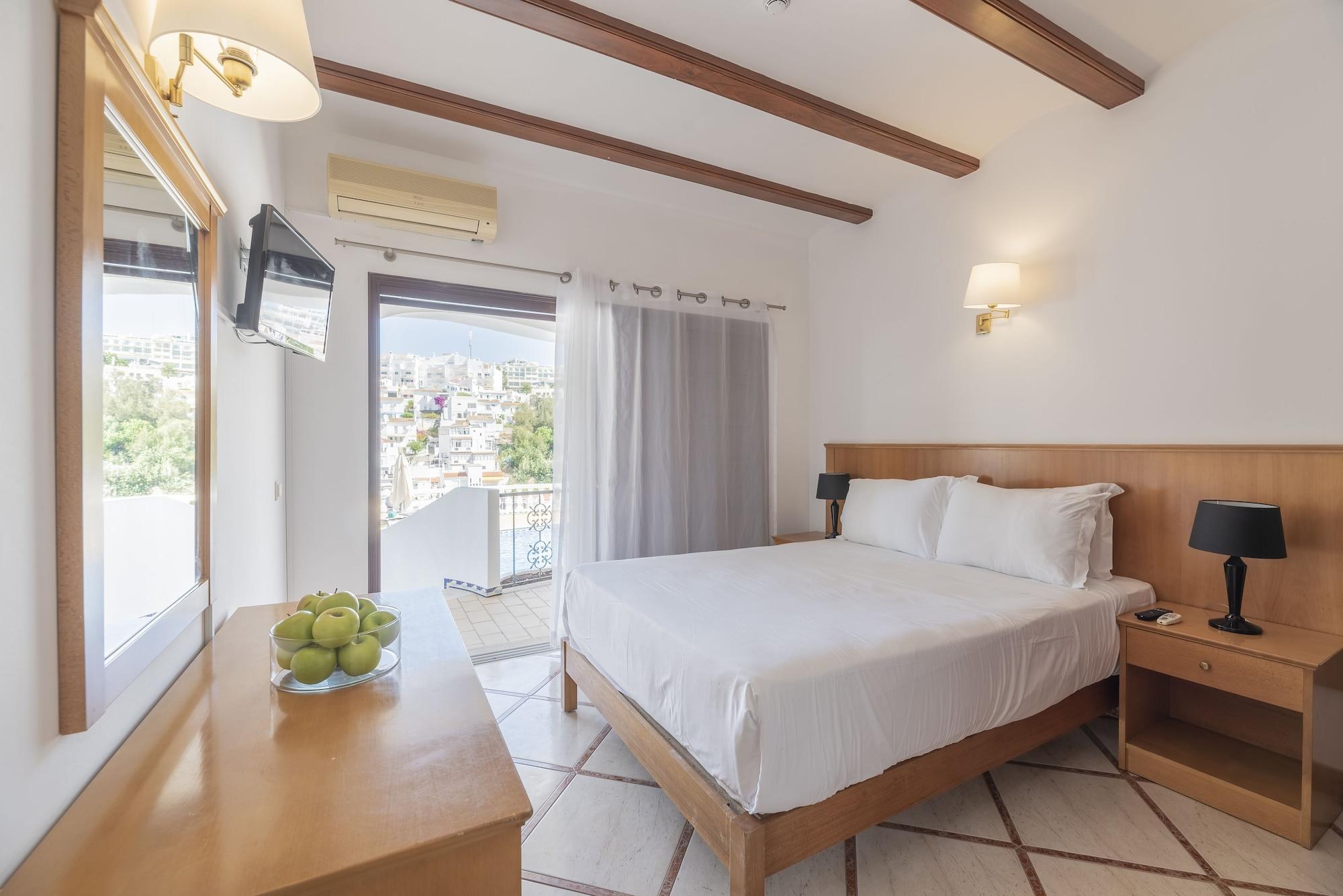 Bertolina Guest House Albufeira Bagian luar foto