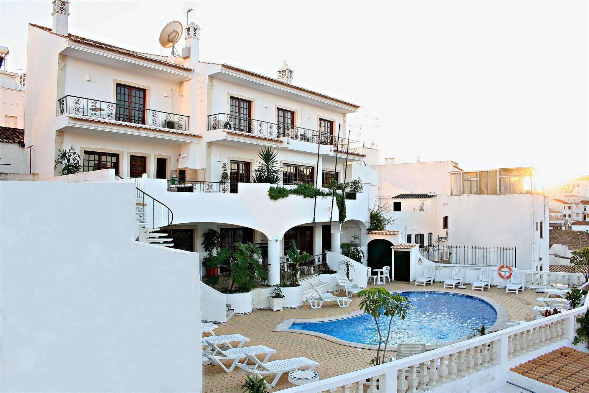 Bertolina Guest House Albufeira Bagian luar foto