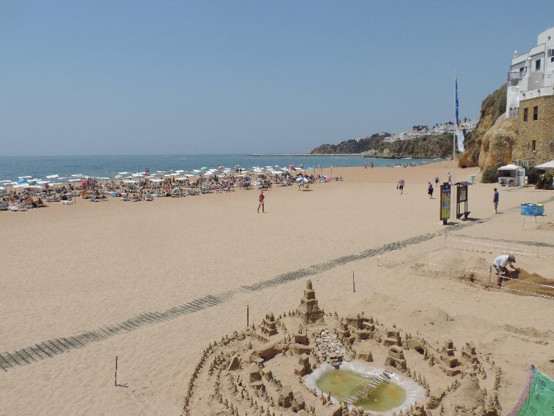 Bertolina Guest House Albufeira Bagian luar foto